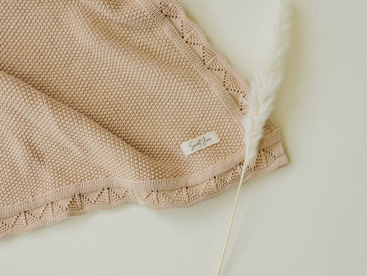 Scalloped Edge Baby Knit Blanket  - Soft Beige