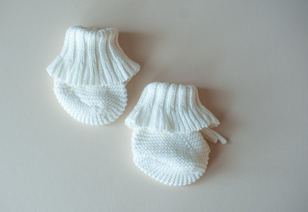 Knit Ruffle Booties - White